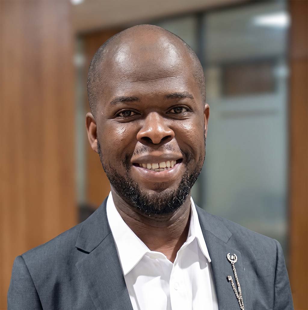 Dr. Rashid Dzambo